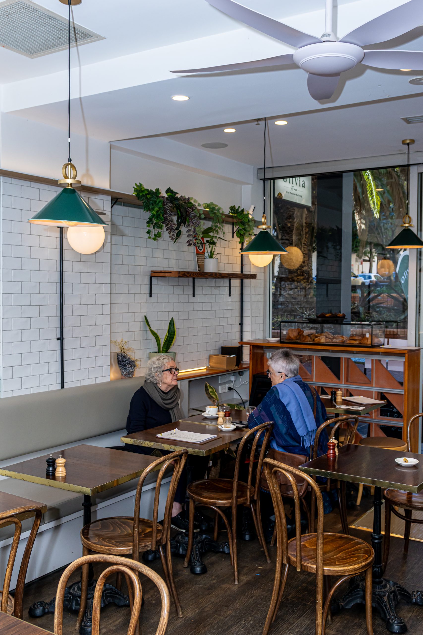 Olivia fever Cafe 275