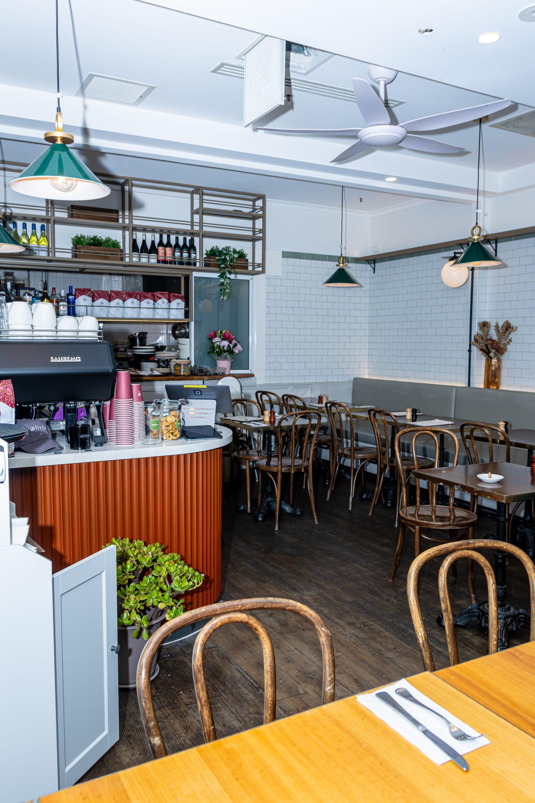 Olivia fever Cafe 280